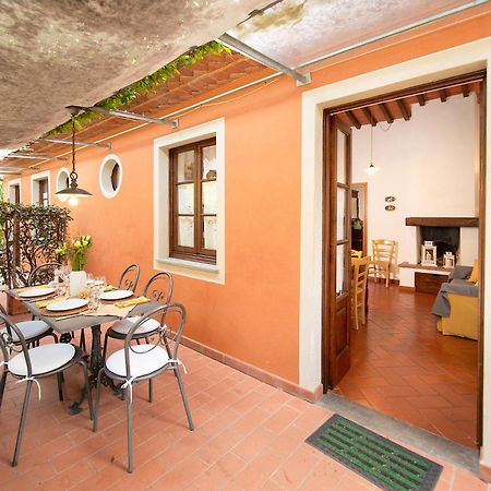 Casetta Di Butia, Gelsomino Apartment บอร์โก อา มอสซาโน ภายนอก รูปภาพ